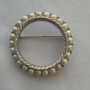 Vintage Crown Trifari Silver Tone Faux Pearl Wreath Brooch